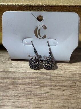 Charming Charlie Black Crystal Cluster Drop Earrings